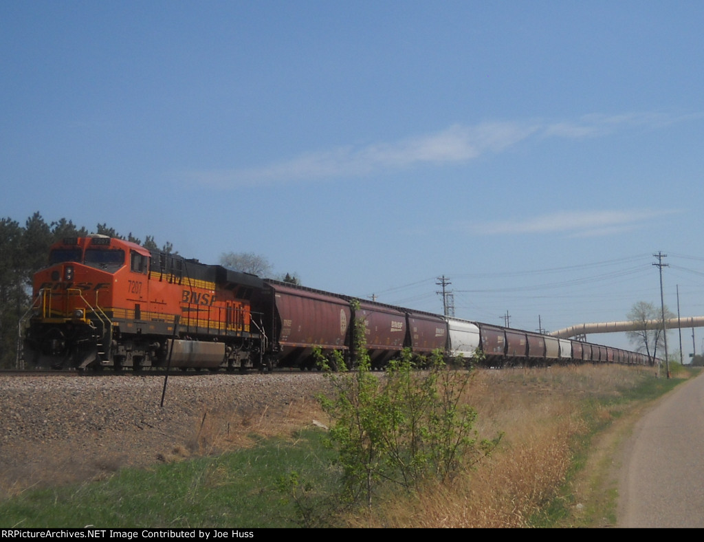 BNSF 7207 DPU